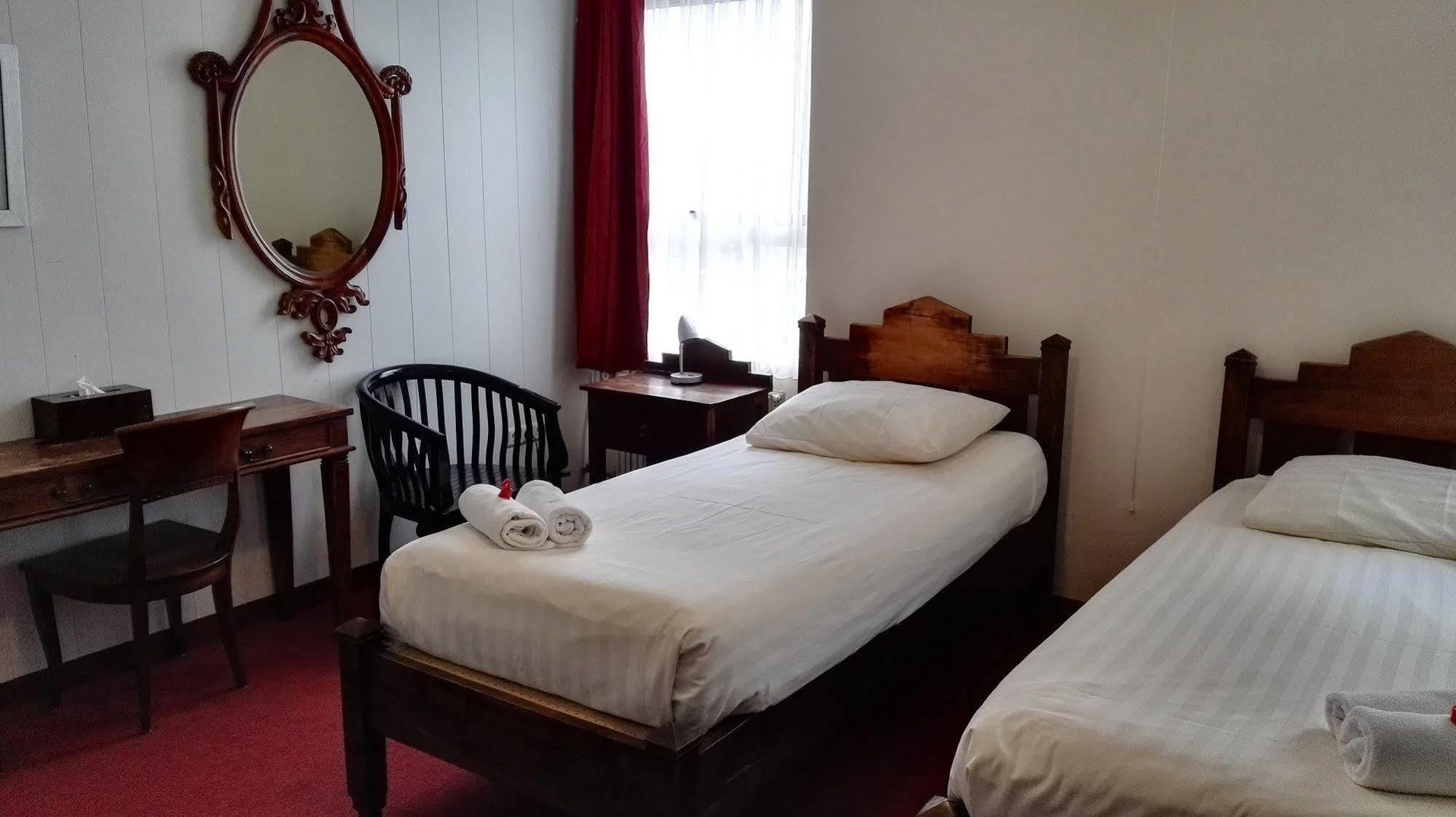 Hotel Wienerhof เดนเฮลเดอร์ ภายนอก รูปภาพ
